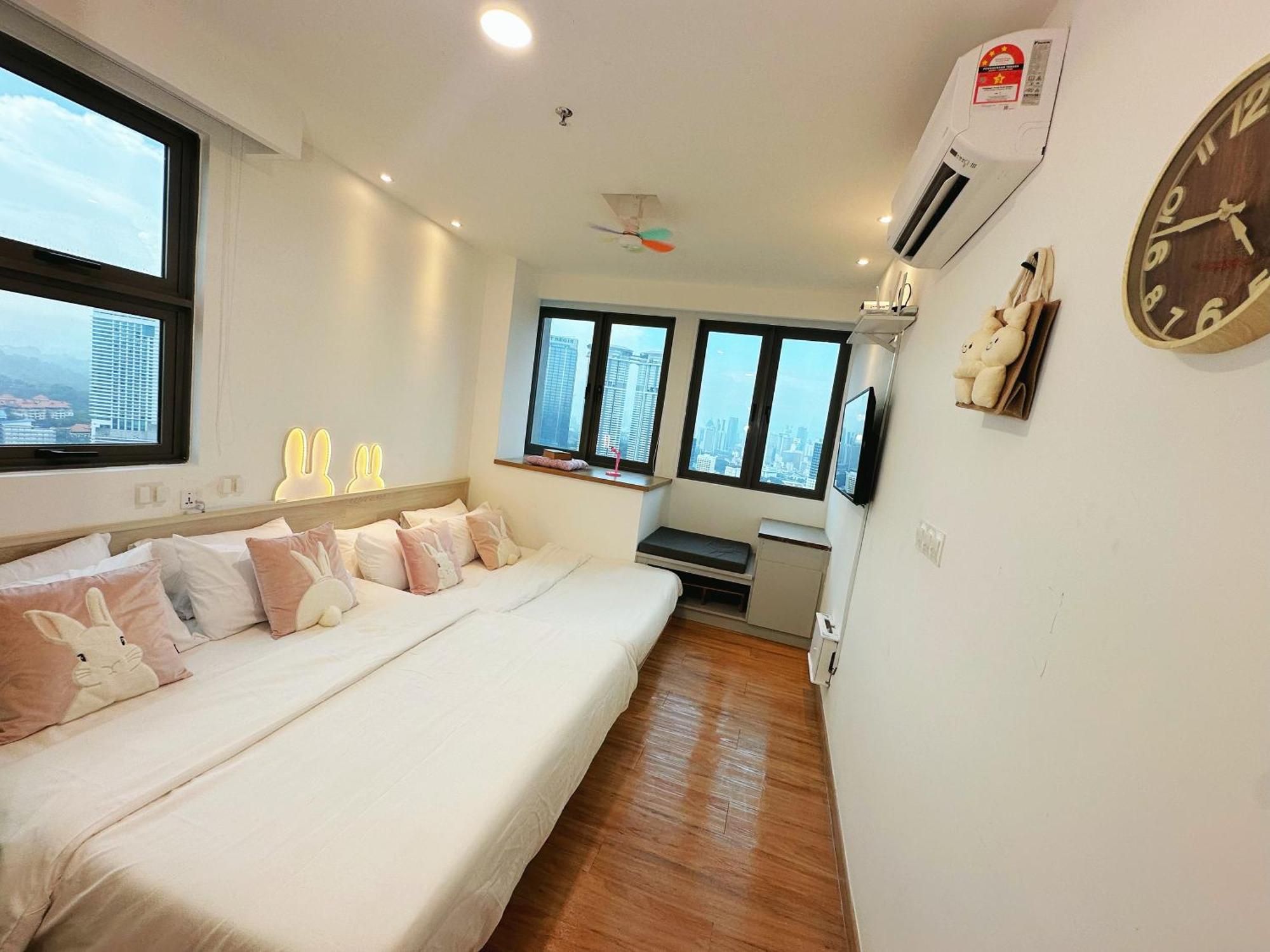 Kl Sentral Monorail 4 Pax Kuala Lumpur, Sky Pool Family Merdeka 118 View Pangsapuri *