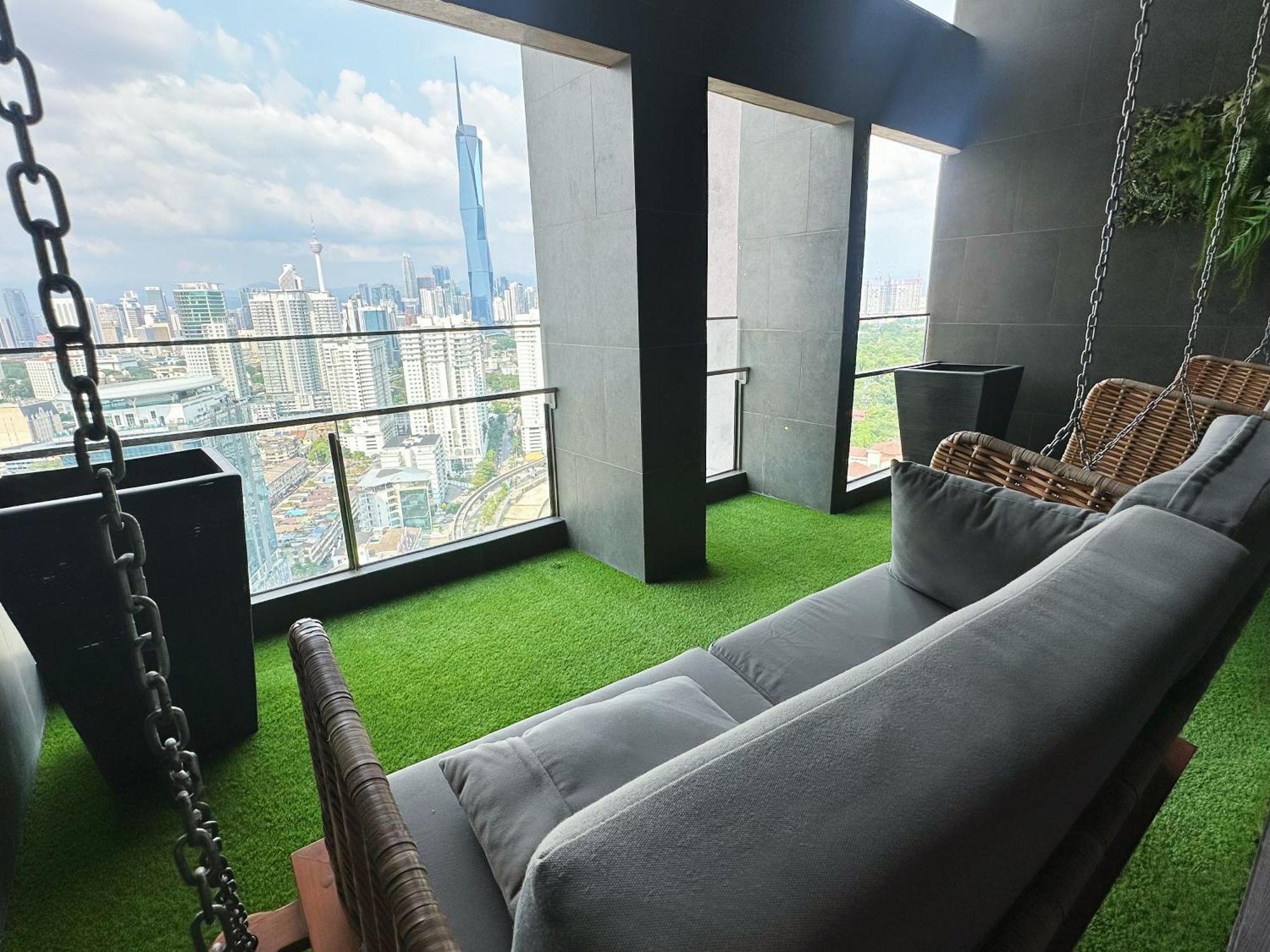 Kl Sentral Monorail 4 Pax Kuala Lumpur, Sky Pool Family Merdeka 118 View Pangsapuri